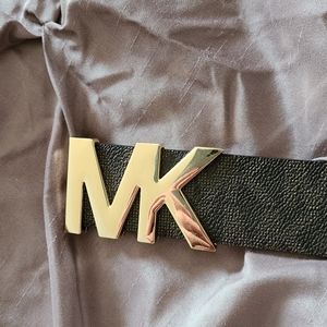 Michaels Kors Belt Size Small